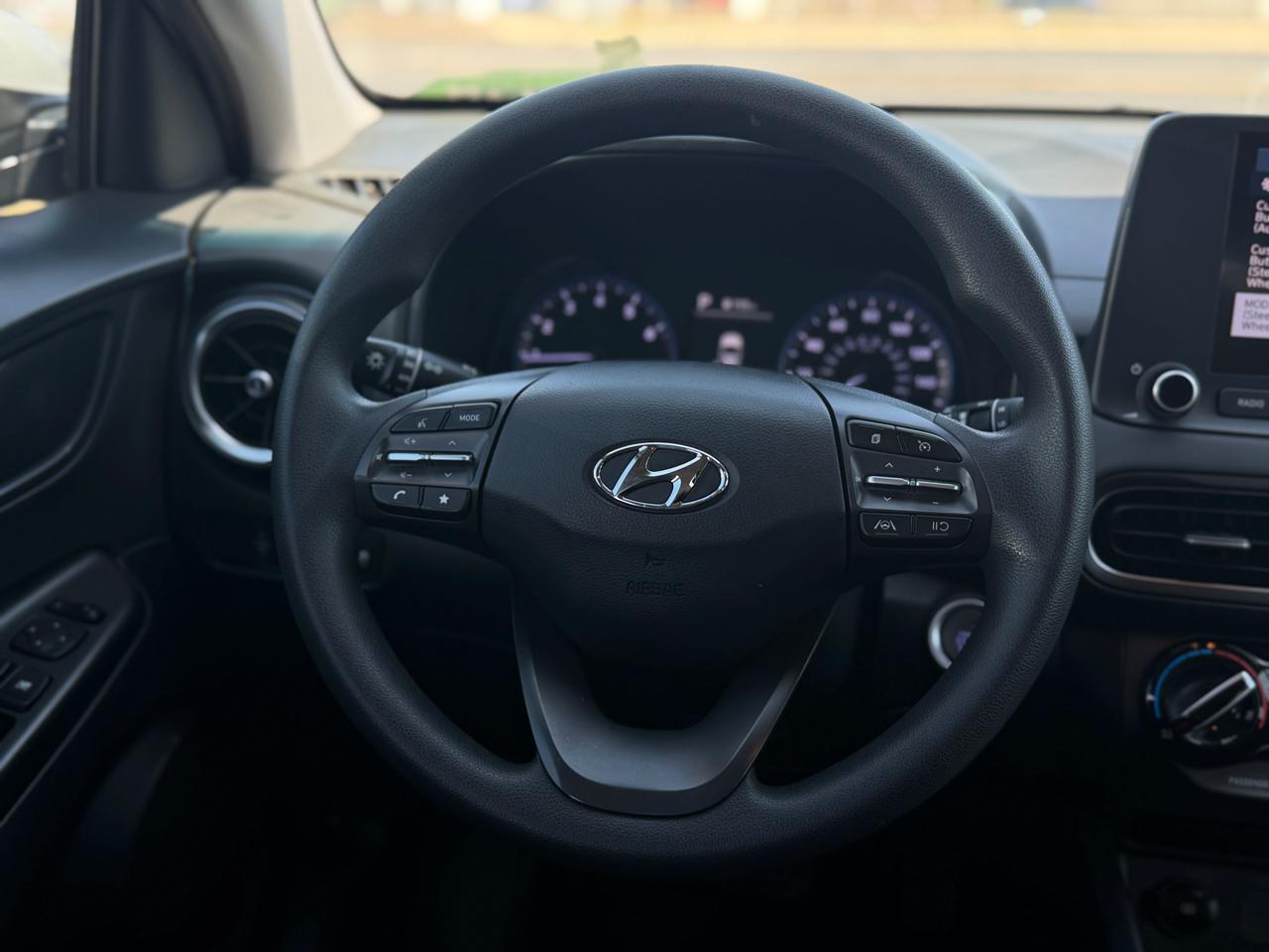 Hyundai Kona SEL Auto FWD 2023
