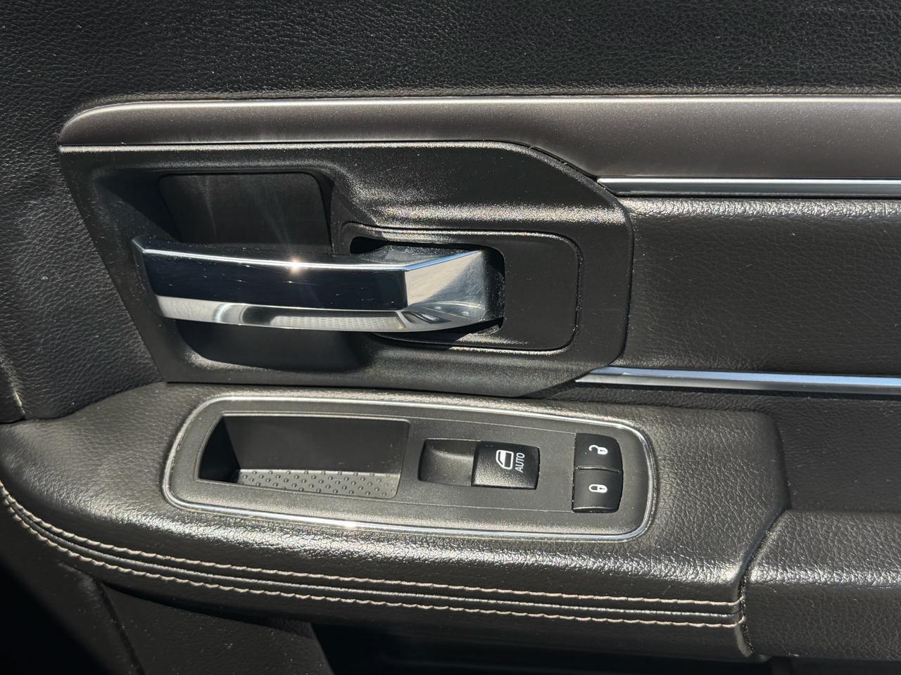 RAM 1500 Classic Warlock 4x4 Quad Cab 6'4" Box 2021