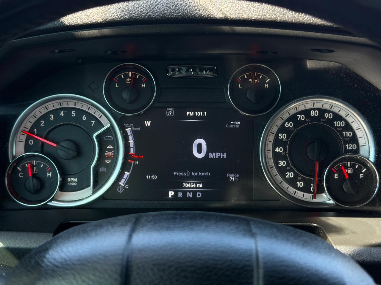 RAM 1500 Classic Warlock 4x4 Quad Cab 6'4" Box 2021