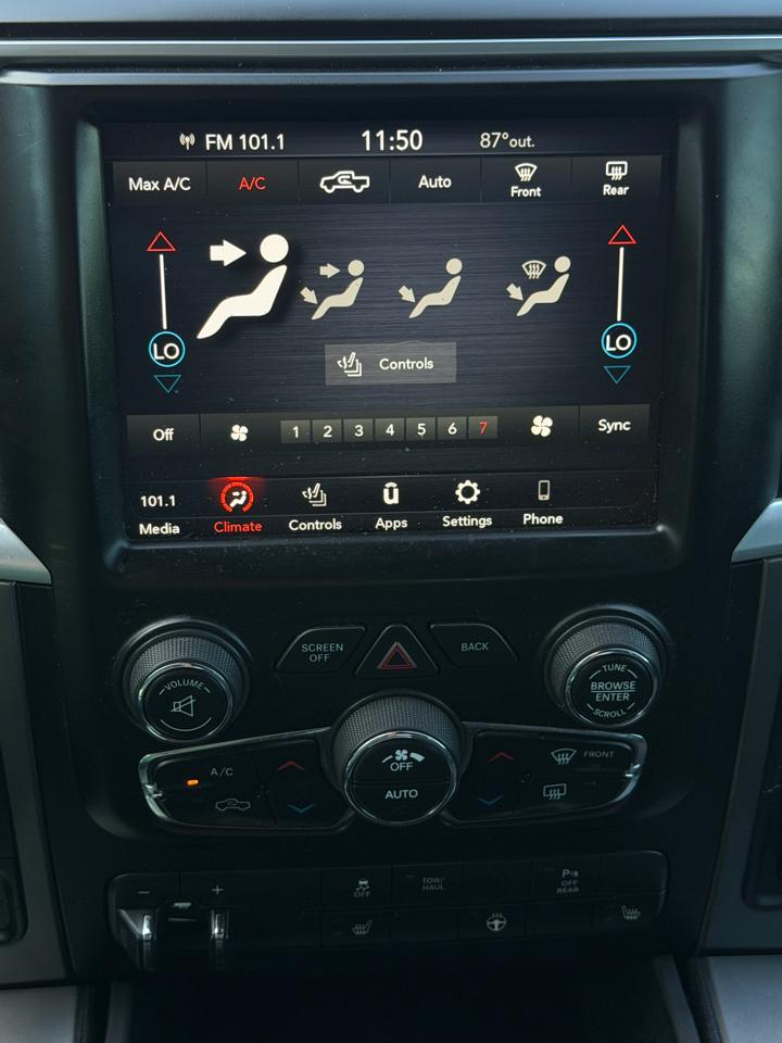 RAM 1500 Classic Warlock 4x4 Quad Cab 6'4" Box 2021