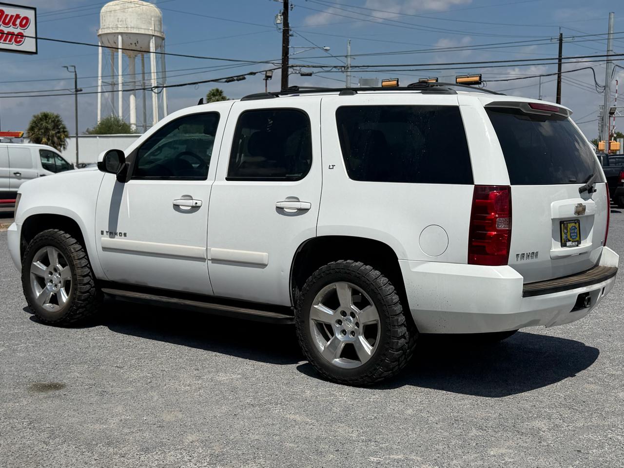 Chevrolet Tahoe 2WD 4dr 1500 LT 2007
