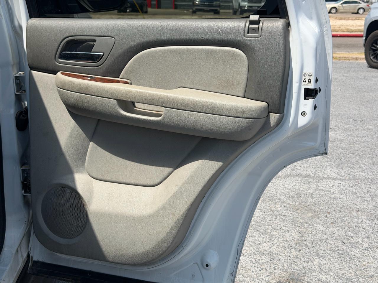 Chevrolet Tahoe 2WD 4dr 1500 LT 2007