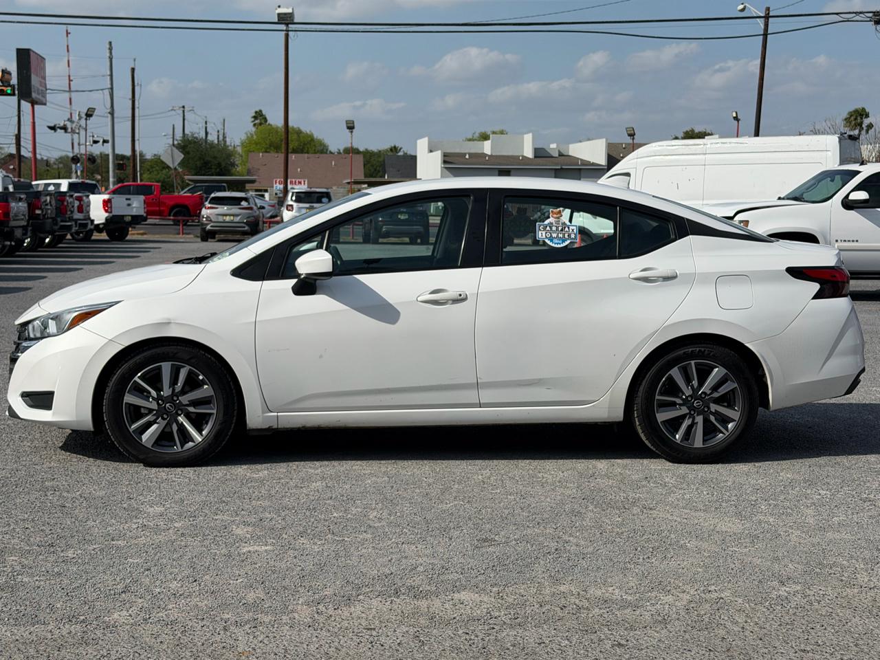 Nissan Versa SV CVT 2023