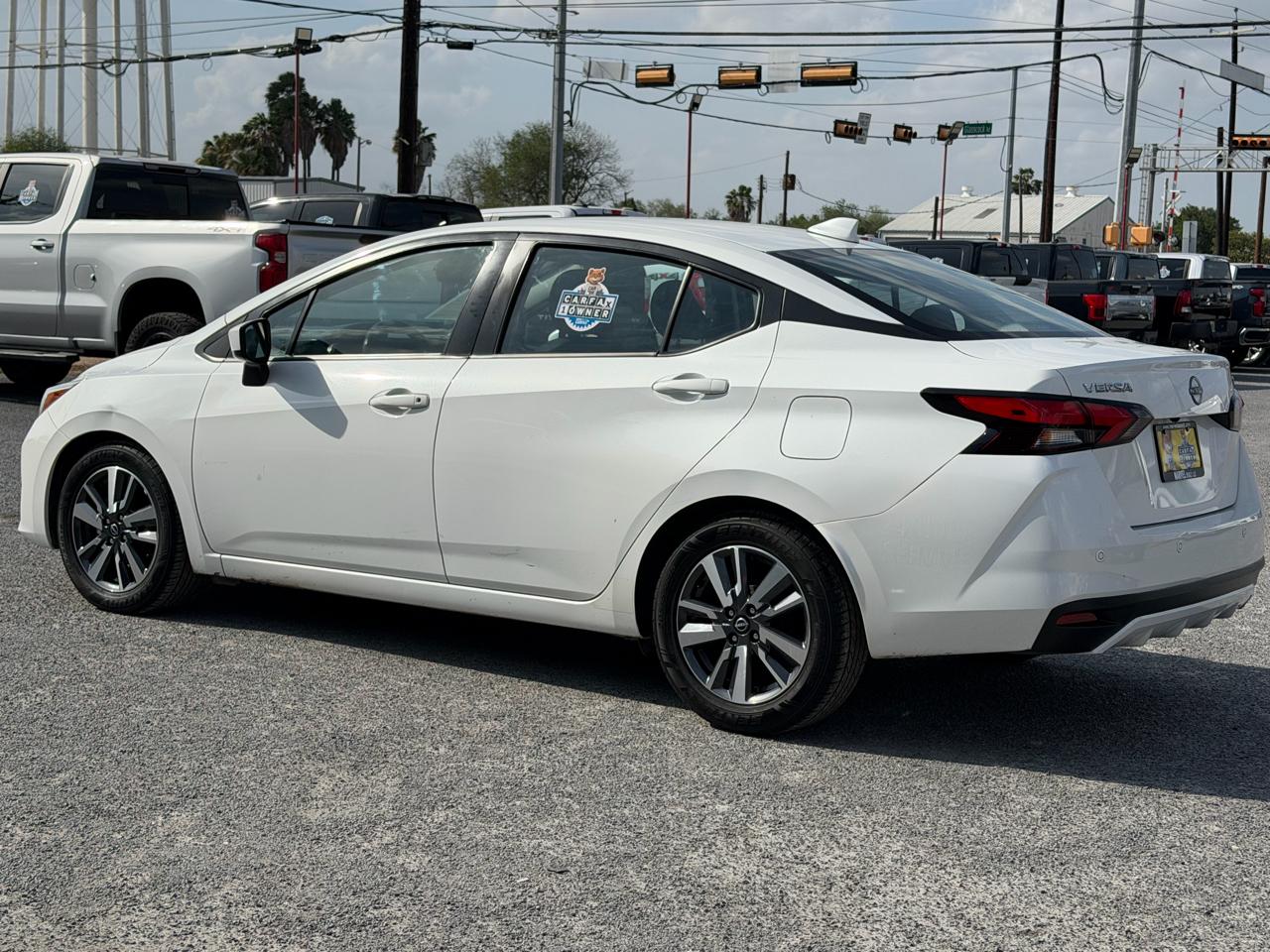 Nissan Versa SV CVT 2023
