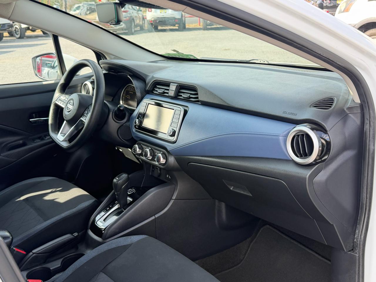 Nissan Versa SV CVT 2023