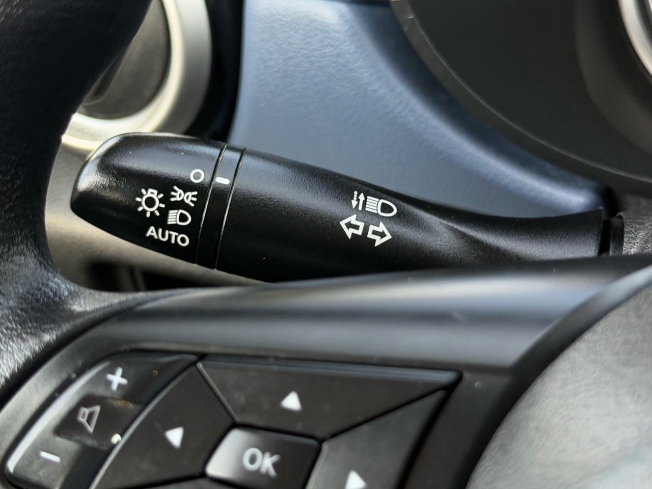 Nissan Versa SV CVT 2023