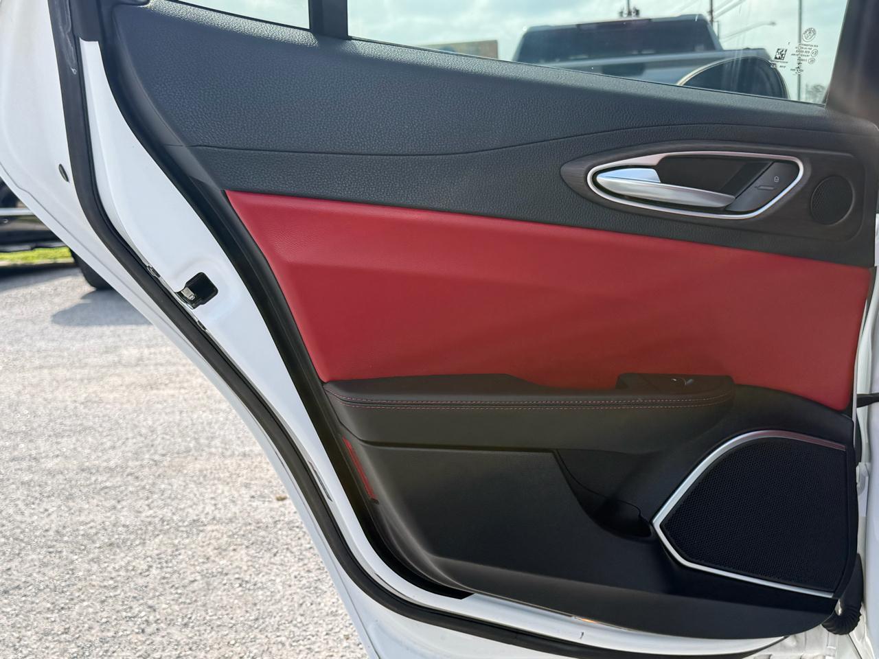 Alfa Romeo Giulia Ti RWD 2021