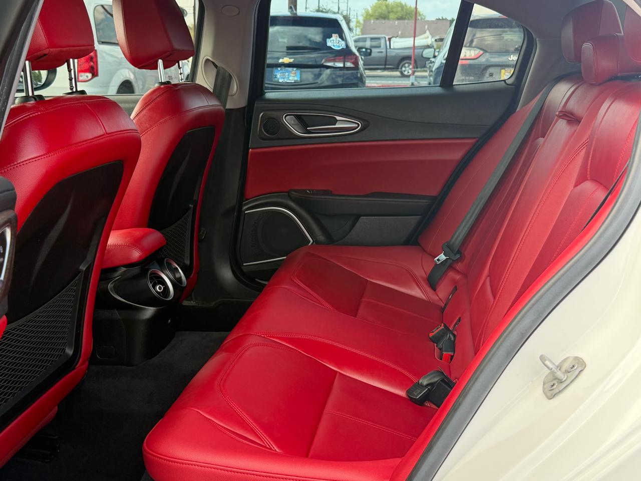 Alfa Romeo Giulia Ti RWD 2021