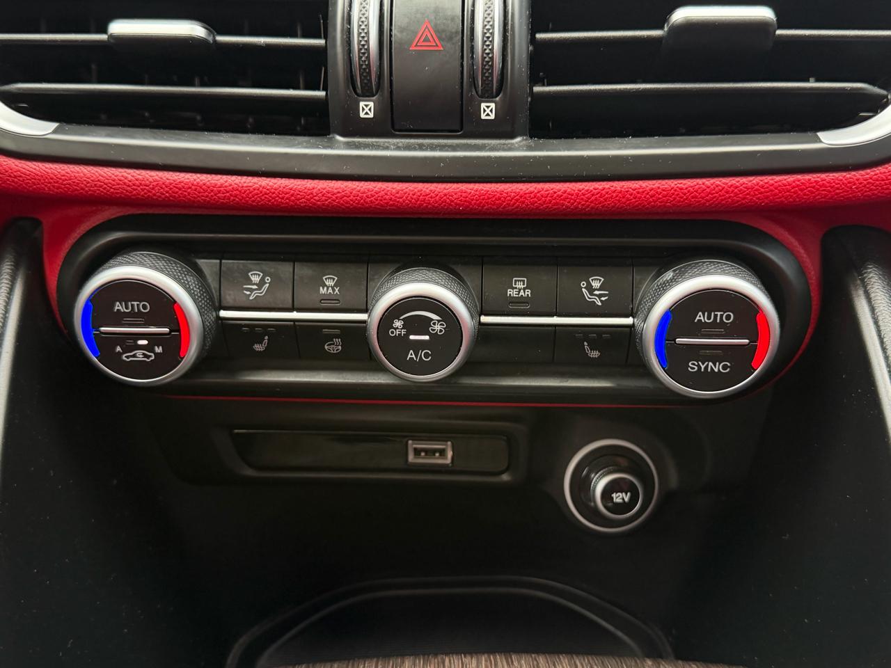 Alfa Romeo Giulia Ti RWD 2021