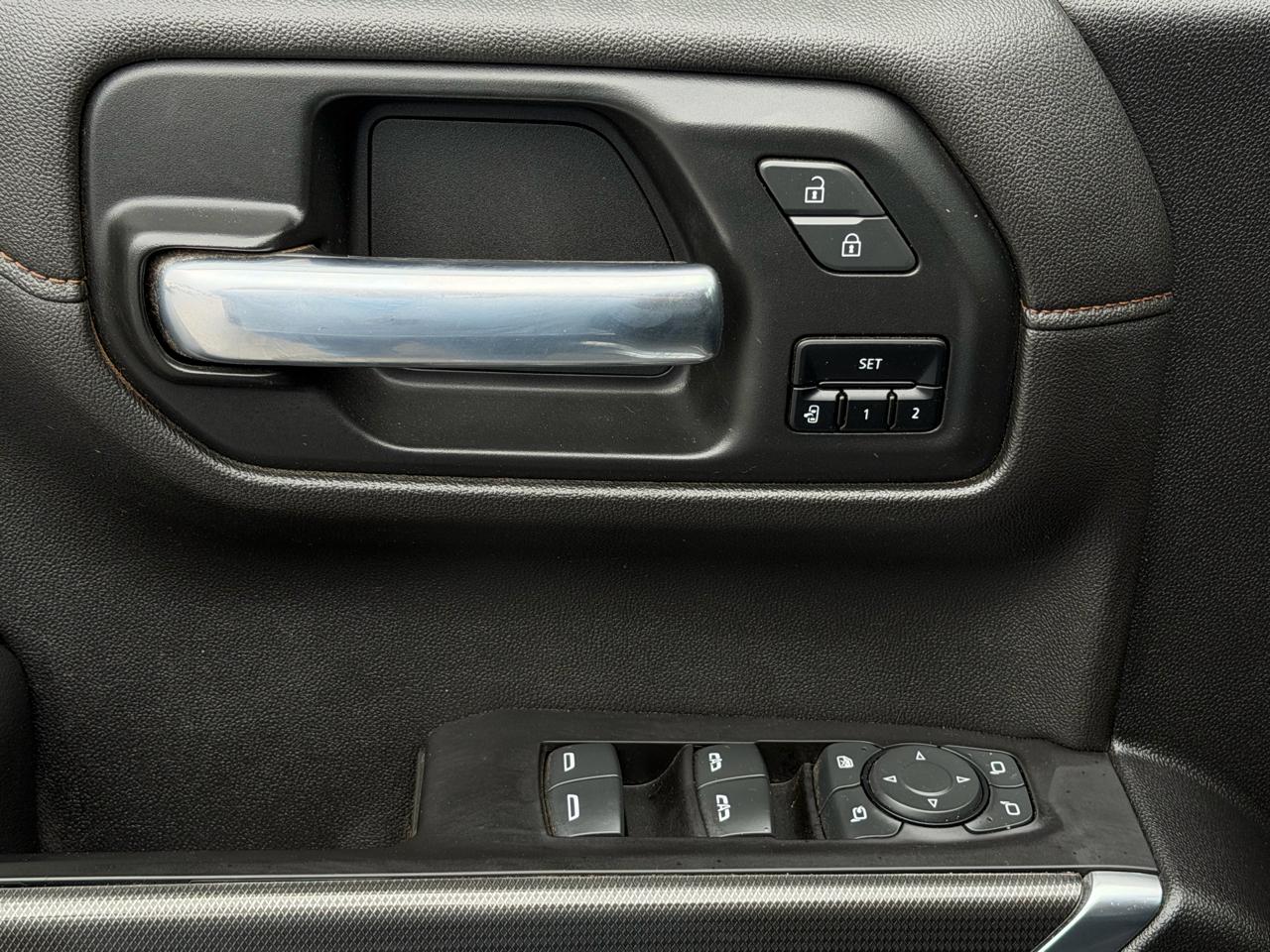 GMC Sierra 1500 4WD Crew Cab 147" AT4 2020