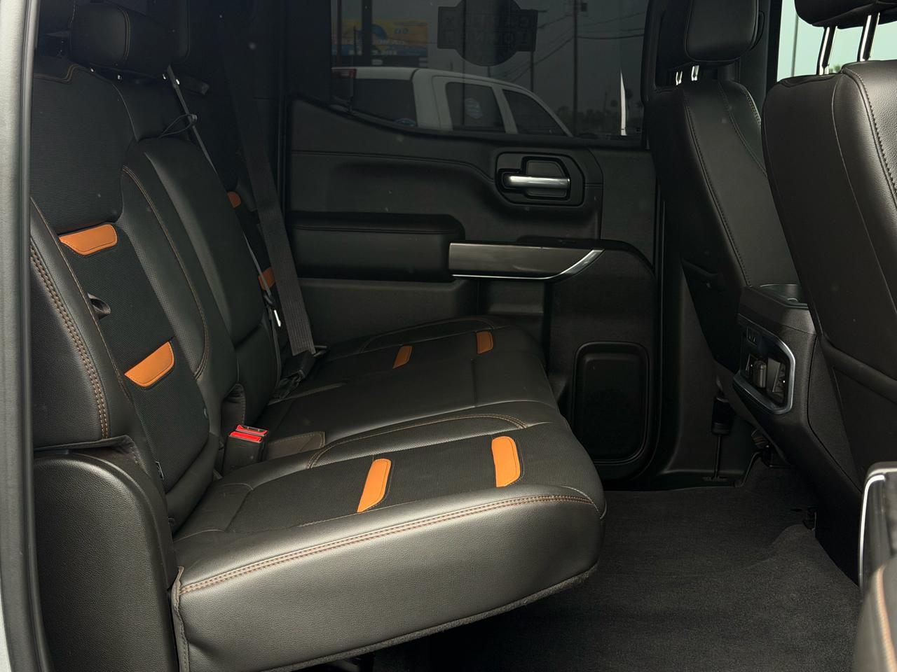 GMC Sierra 1500 4WD Crew Cab 147" AT4 2020