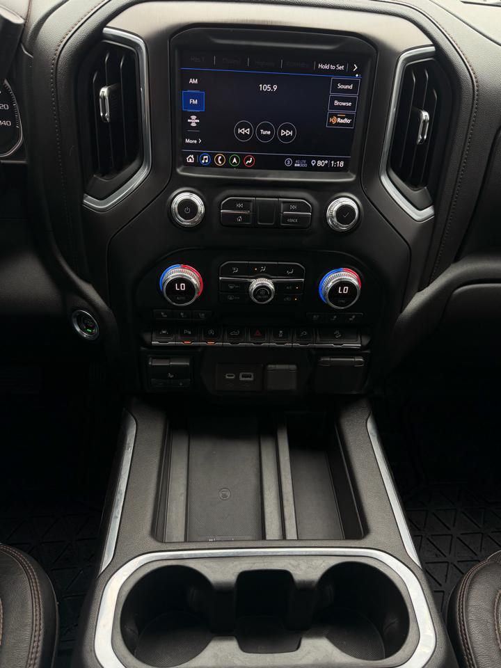GMC Sierra 1500 4WD Crew Cab 147" AT4 2020