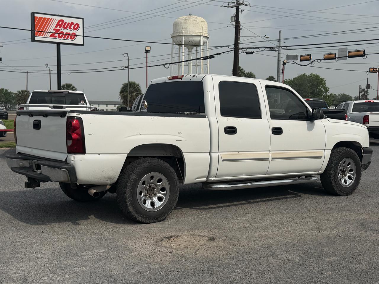 Chevrolet Silverado 1500 Crew Cab 143.5" WB LT 2005