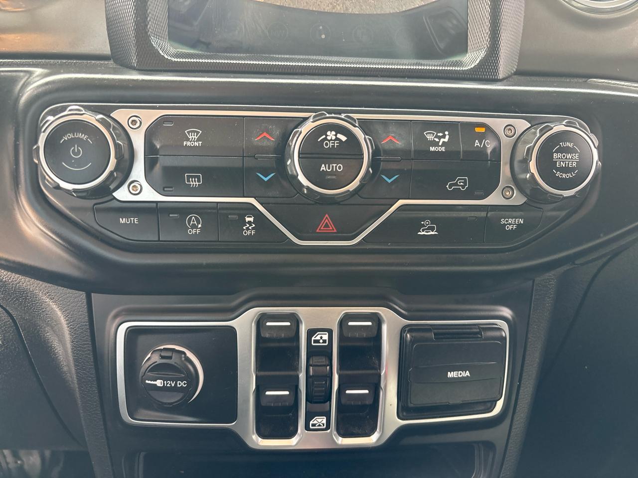 Jeep Gladiator Overland 4x4 *Ltd Avail* 2023