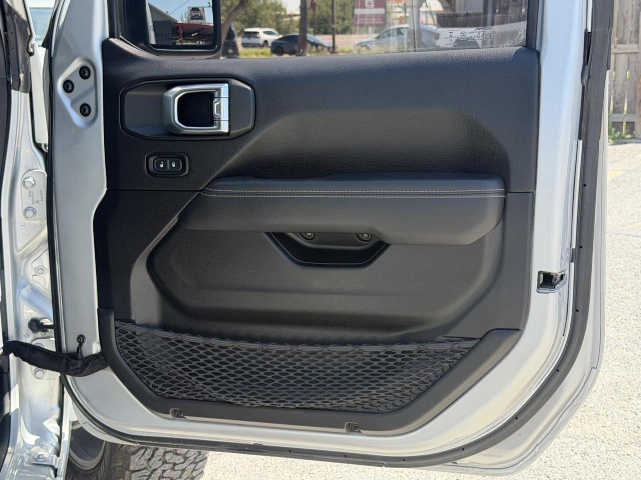 Jeep Gladiator Overland 4x4 *Ltd Avail* 2023