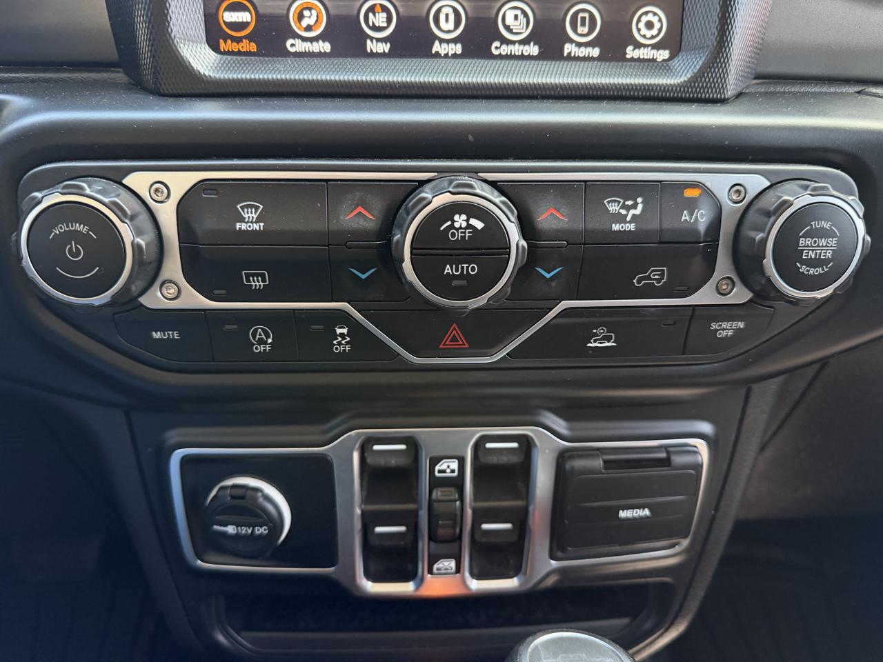 Jeep Gladiator Overland 4x4 *Ltd Avail* 2023