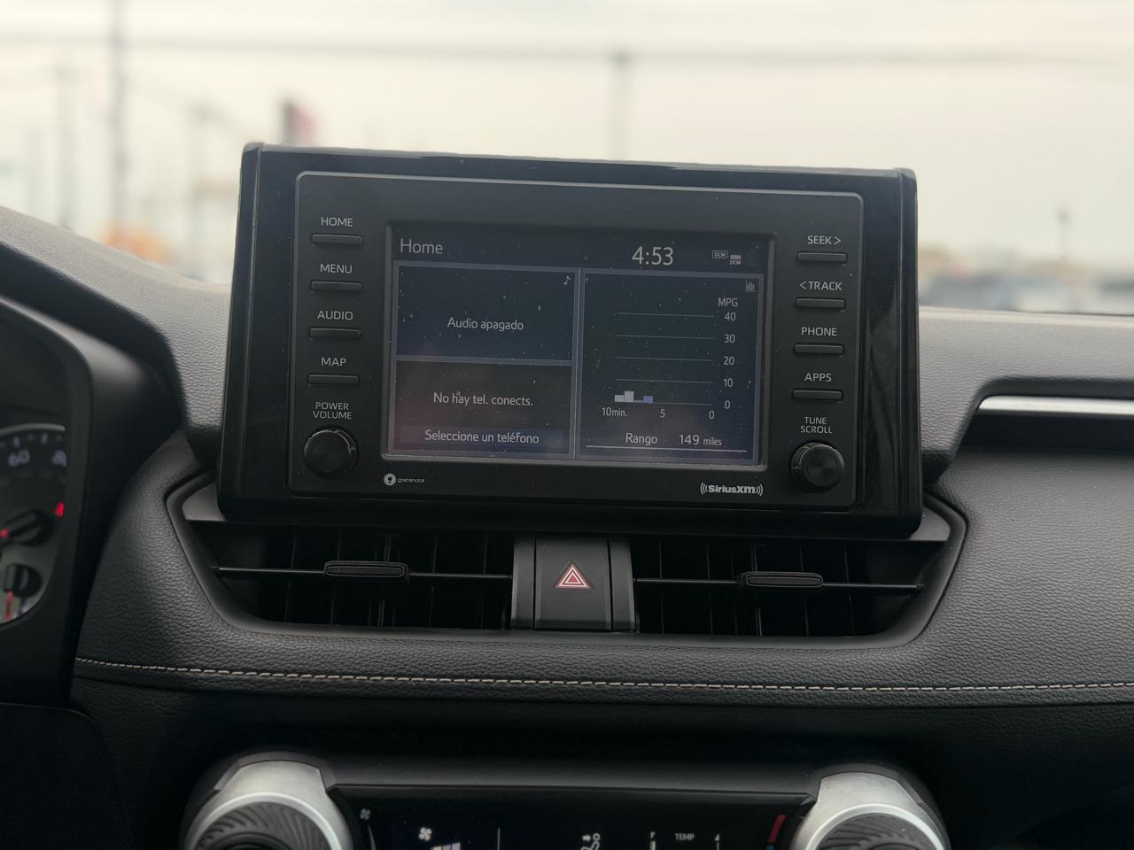 Toyota RAV4 LE FWD (Natl) 2021