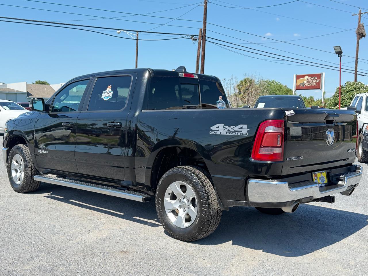 RAM 1500 Big Horn 4x4 Crew Cab 5'7" Box 2022