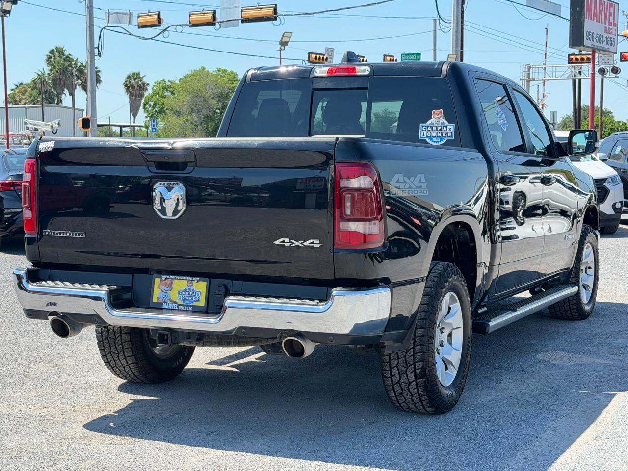 RAM 1500 Big Horn 4x4 Crew Cab 5'7" Box 2022
