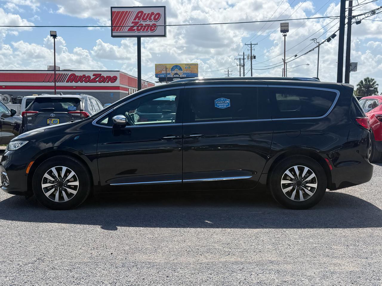 Chrysler Pacifica Hybrid Limited FWD 2021