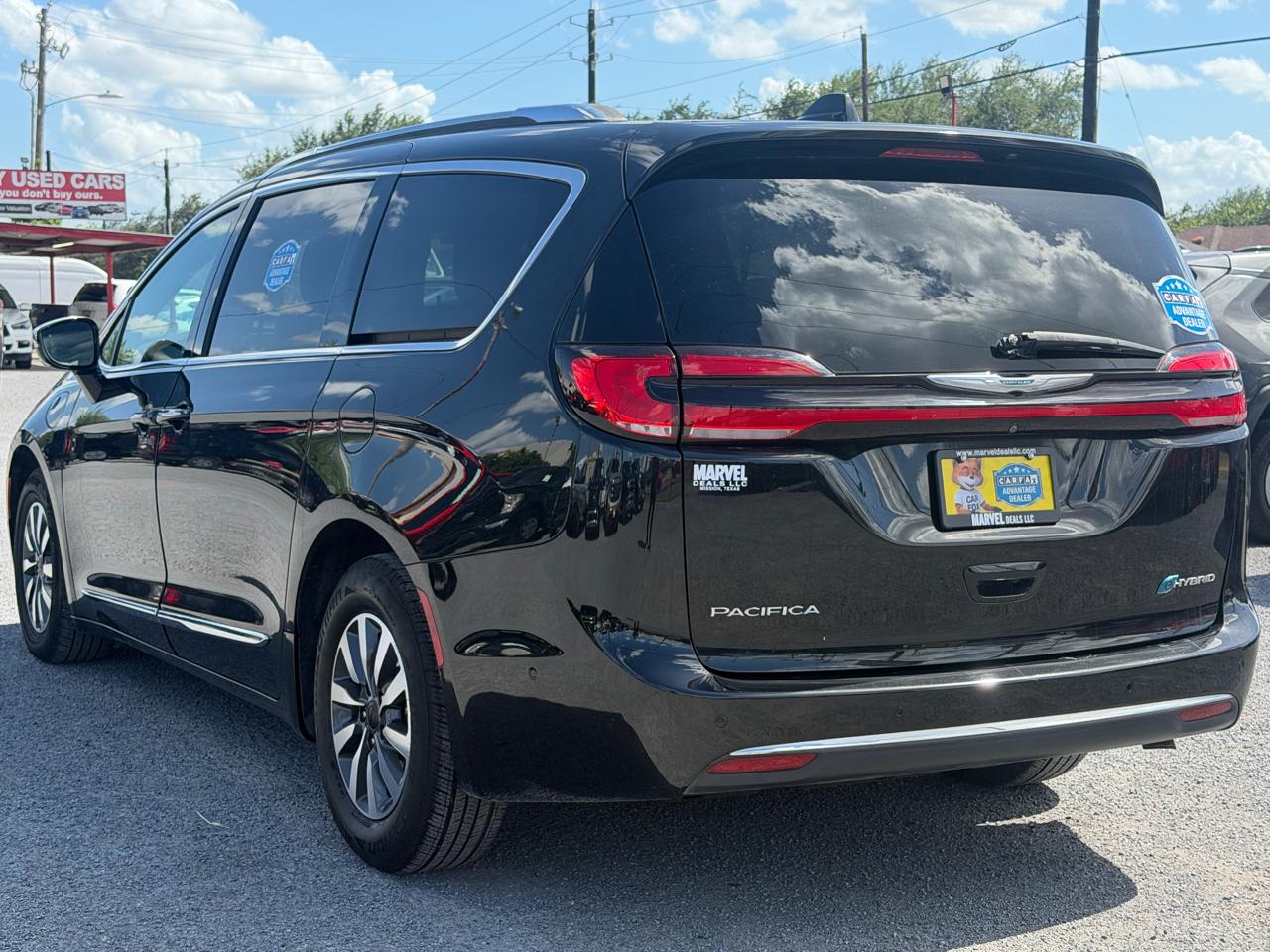 Chrysler Pacifica Hybrid Limited FWD 2021