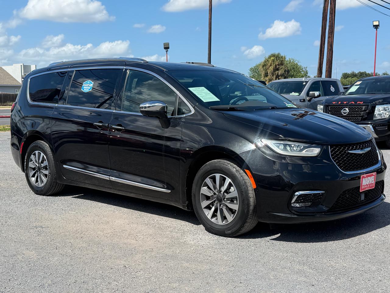 Chrysler Pacifica Hybrid Limited FWD 2021