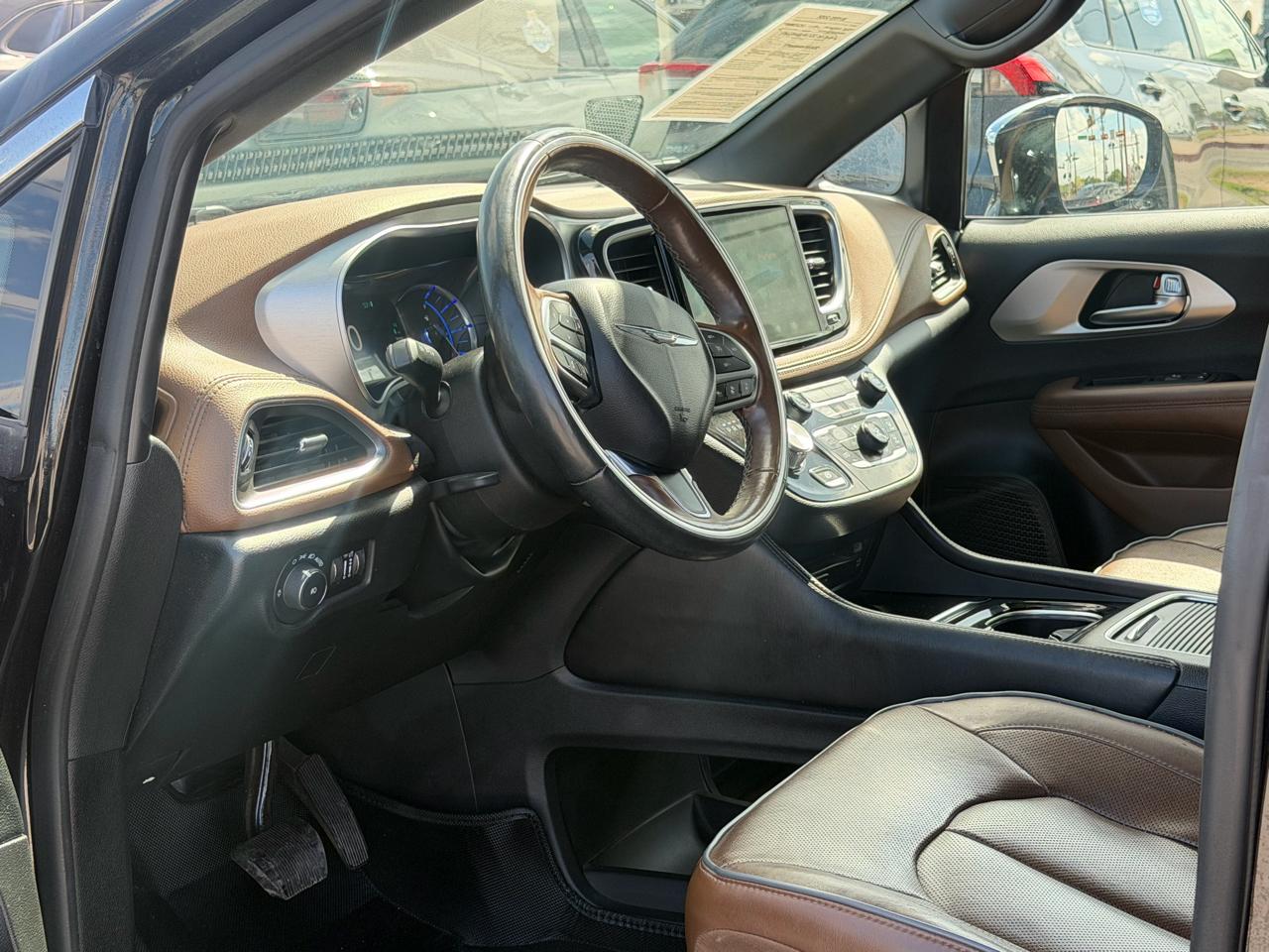 Chrysler Pacifica Hybrid Limited FWD 2021