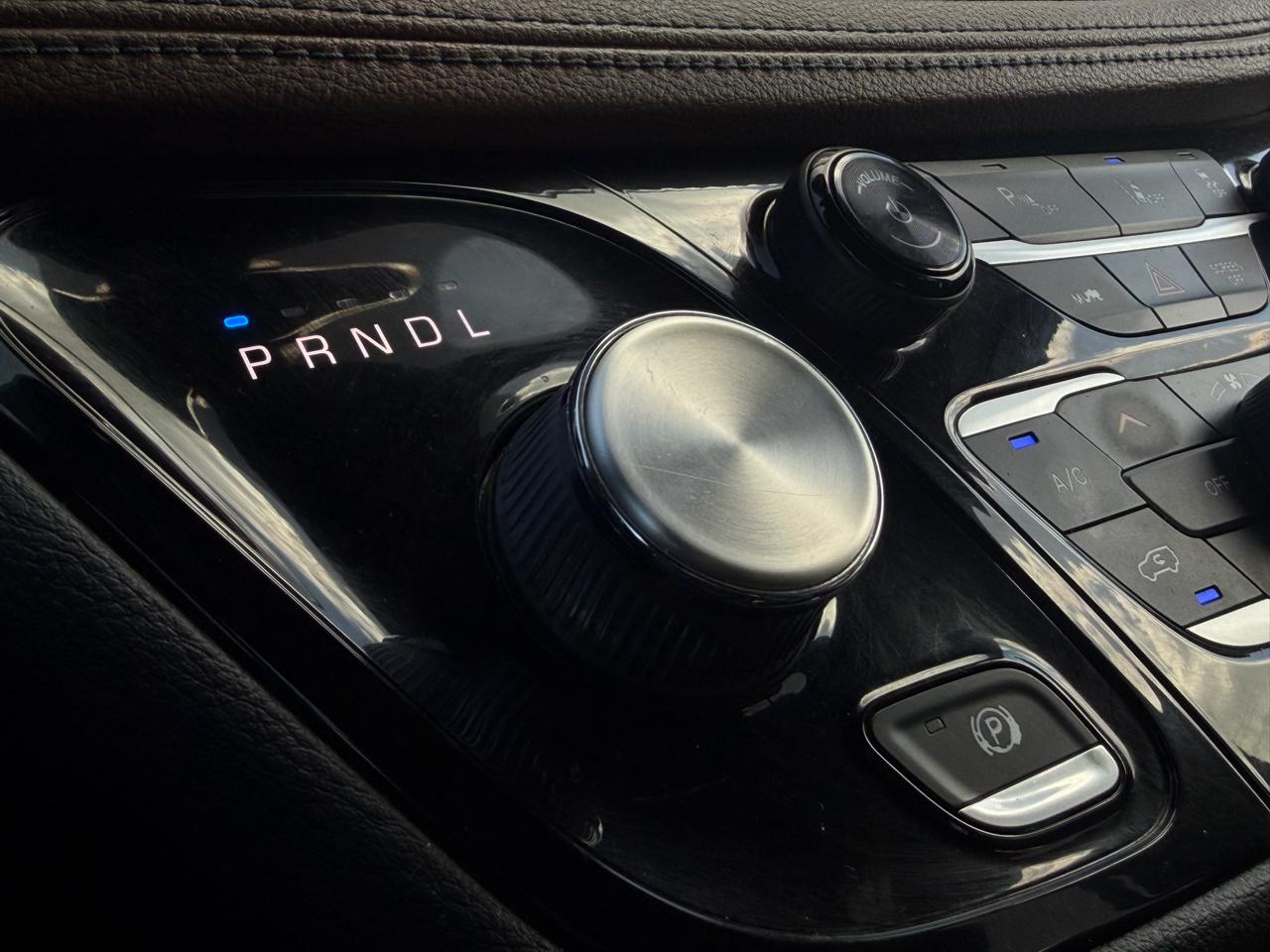 Chrysler Pacifica Hybrid Limited FWD 2021