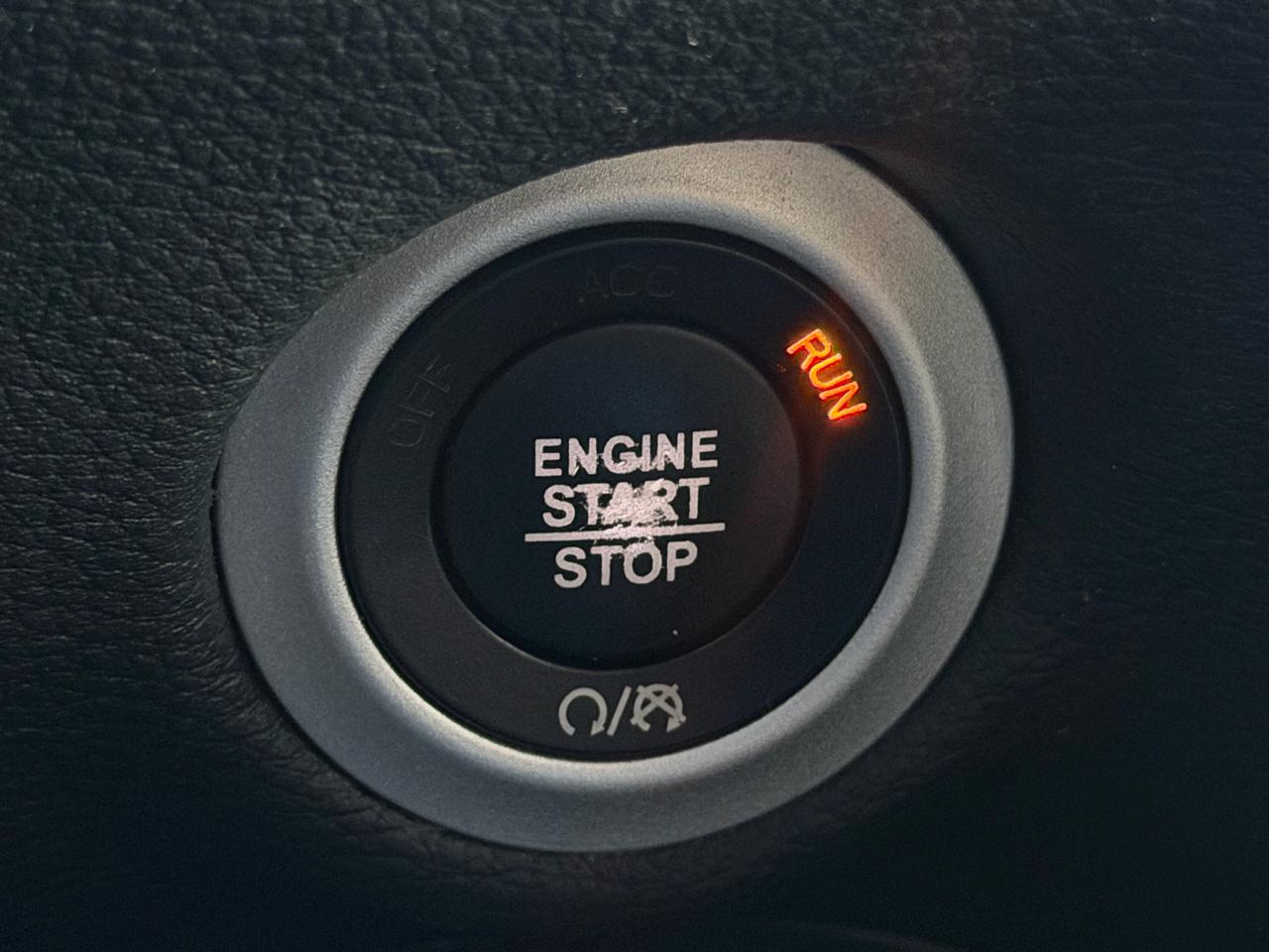 Chrysler Pacifica Hybrid Limited FWD 2021