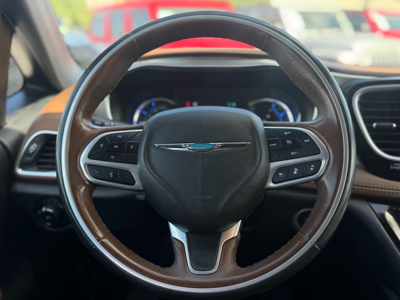 Chrysler Pacifica Hybrid Limited FWD 2021