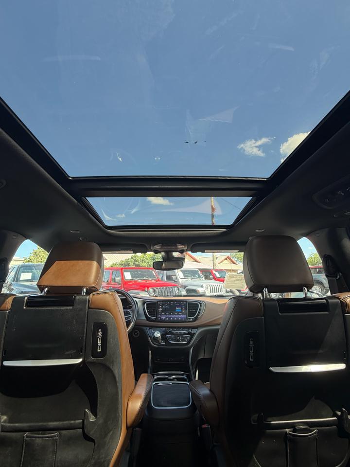 Chrysler Pacifica Hybrid Limited FWD 2021