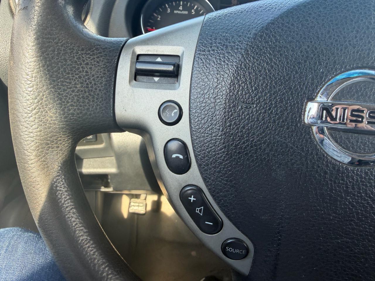 Nissan Rogue FWD 4dr S 2013