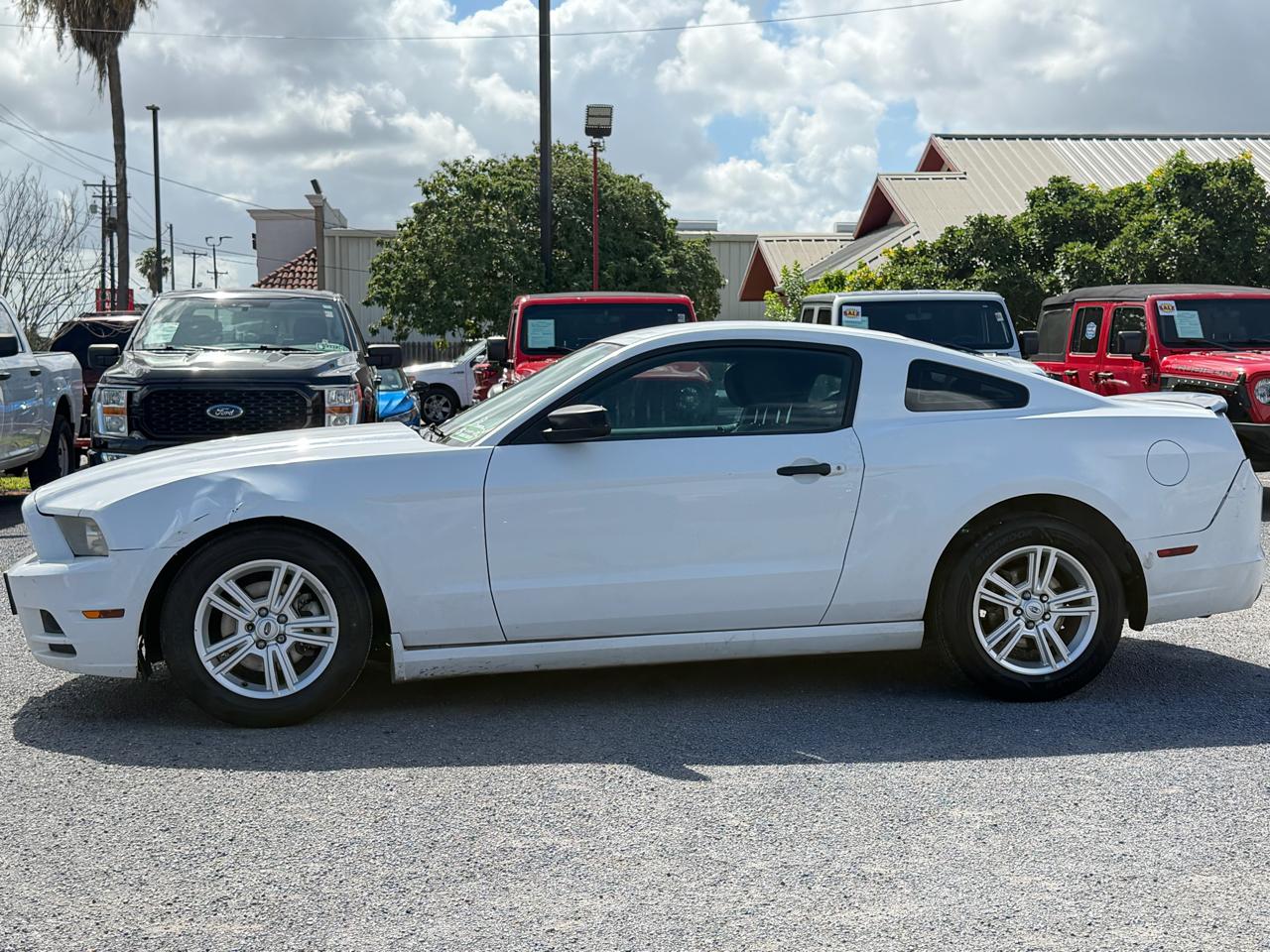 Ford Mustang 2dr Cpe V6 2014