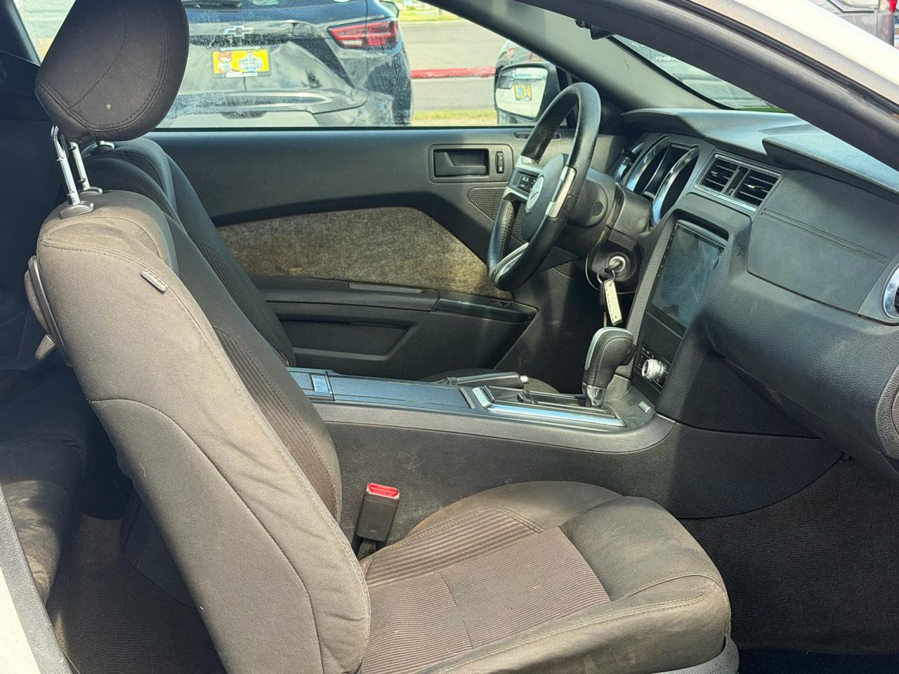 Ford Mustang 2dr Cpe V6 2014