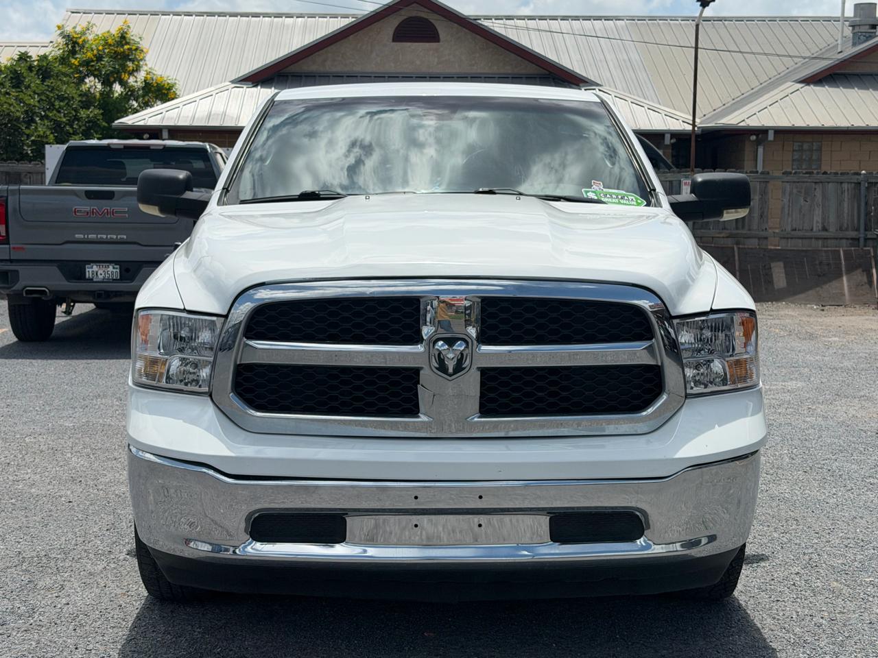 RAM 1500 Classic Tradesman 4x4 Quad Cab 6'4" Box 2022