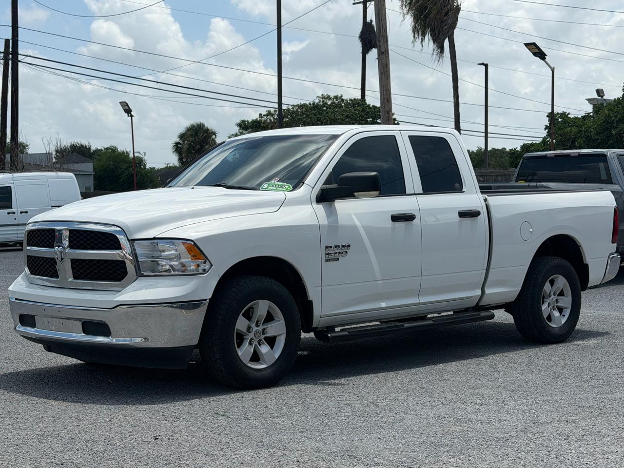 RAM 1500 Classic Tradesman 4x4 Quad Cab 6'4" Box 2022