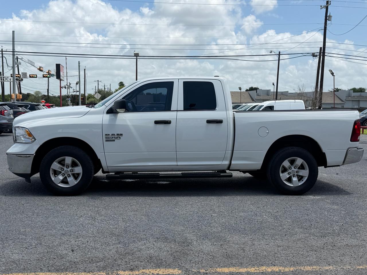 RAM 1500 Classic Tradesman 4x4 Quad Cab 6'4" Box 2022