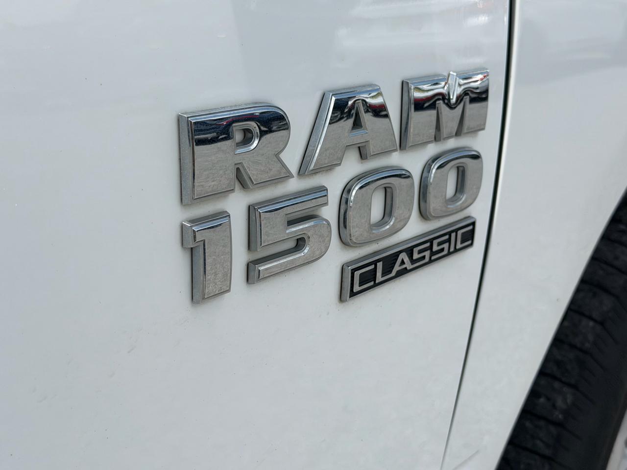 RAM 1500 Classic Tradesman 4x4 Quad Cab 6'4" Box 2022