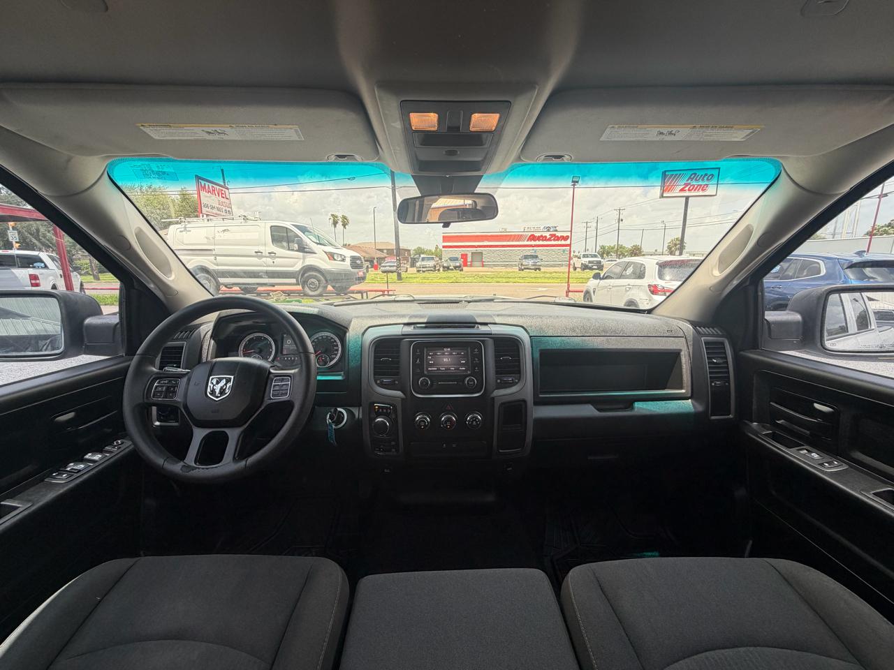 RAM 1500 Classic Tradesman 4x4 Quad Cab 6'4" Box 2022