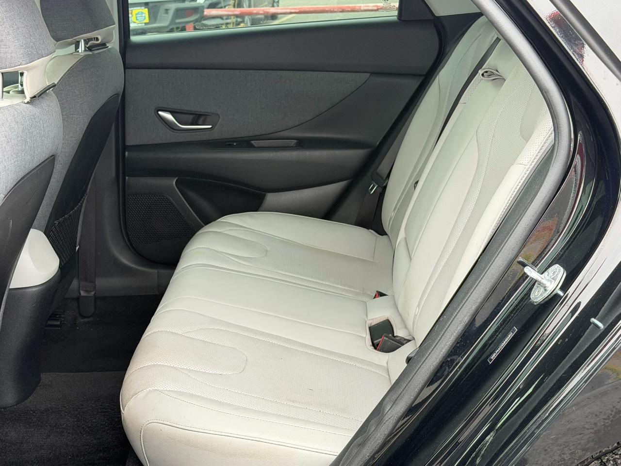 Hyundai Elantra Limited IVT *Ltd Avail* 2021