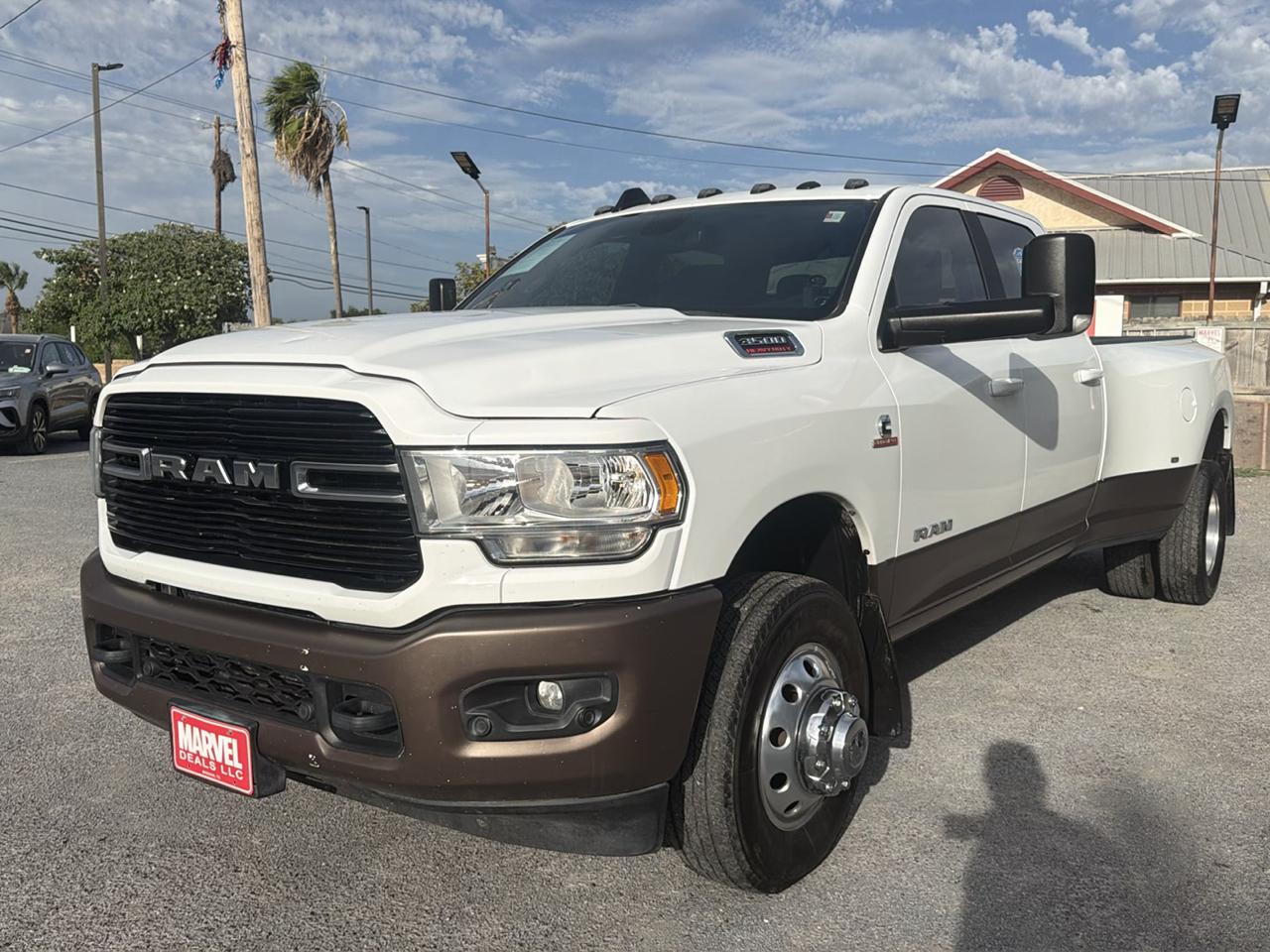 RAM 3500 Big Horn 4x4 Crew Cab 8' Box 2020