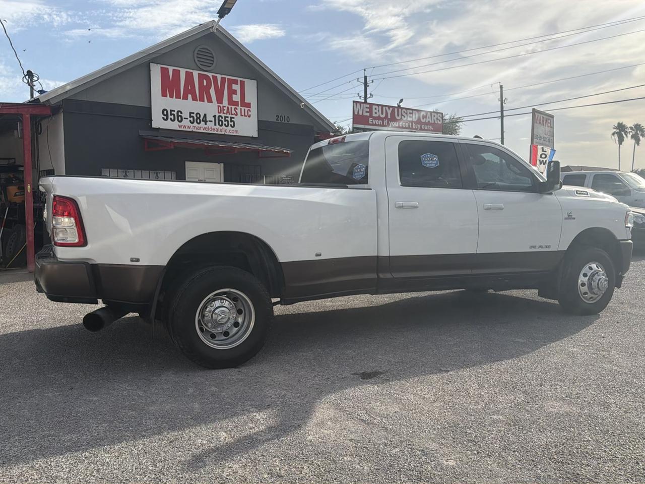 RAM 3500 Big Horn 4x4 Crew Cab 8' Box 2020