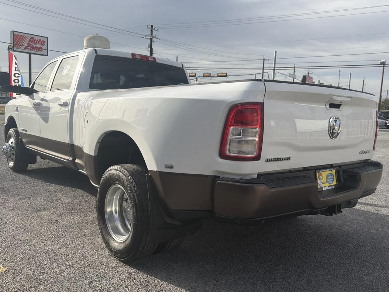 RAM 3500 Big Horn 4x4 Crew Cab 8' Box 2020