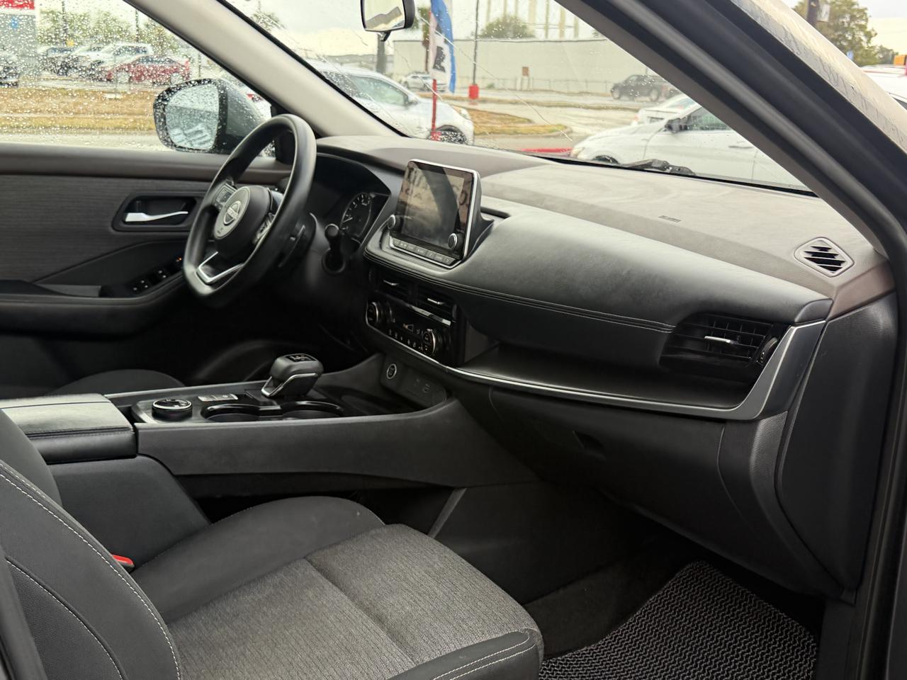 Nissan Rogue AWD SV 2022