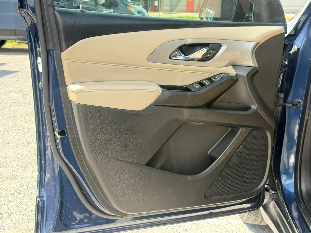 Chevrolet Traverse FWD 4dr LS w/1LS 2023