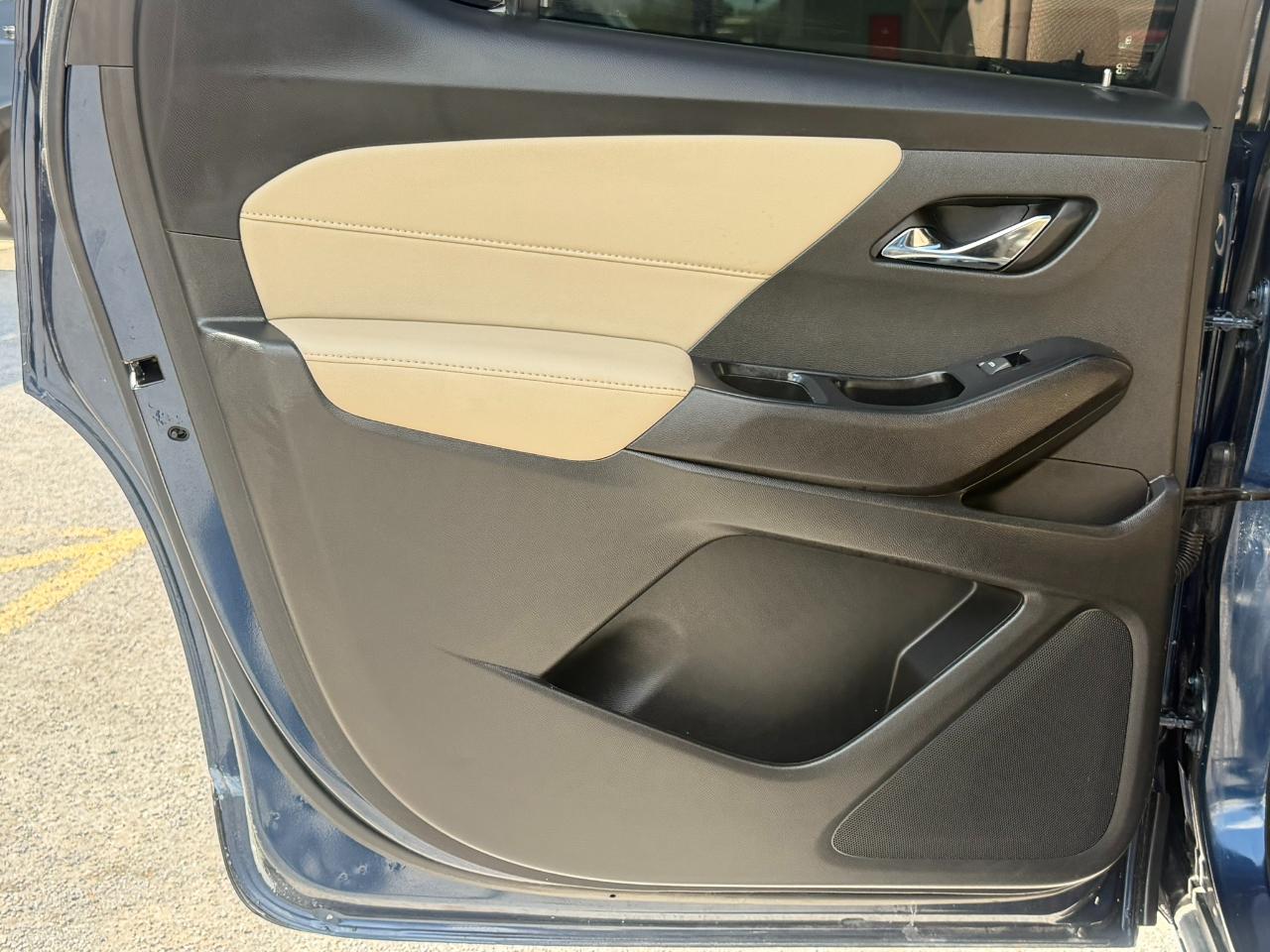 Chevrolet Traverse FWD 4dr LS w/1LS 2023