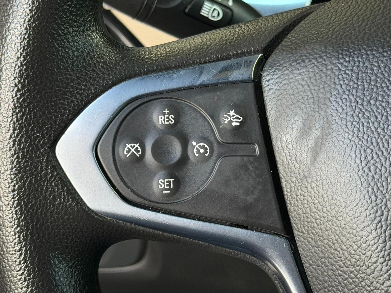 Chevrolet Traverse FWD 4dr LS w/1LS 2023