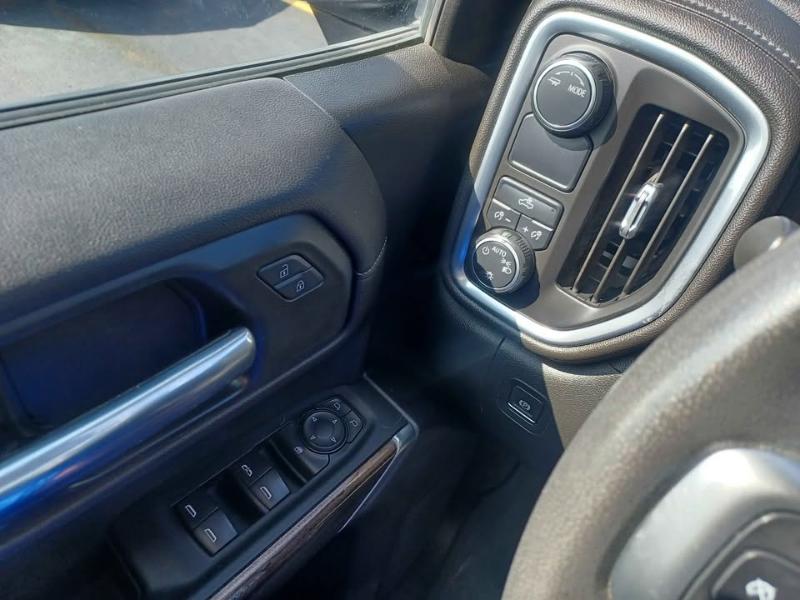 Chevrolet Silverado 1500 LT Double Cab 2WD 2020 Chevrolet Silverado 1500 LT Double Cab 2WD 2020