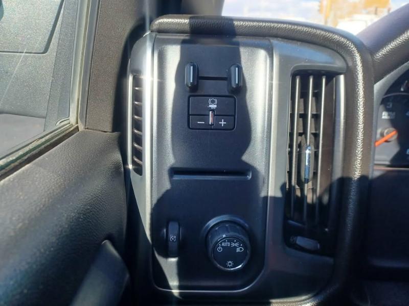 Chevrolet Silverado 1500 LT Double Cab 2WD 2018 Chevrolet Silverado 1500 LT Double Cab 2WD 2018