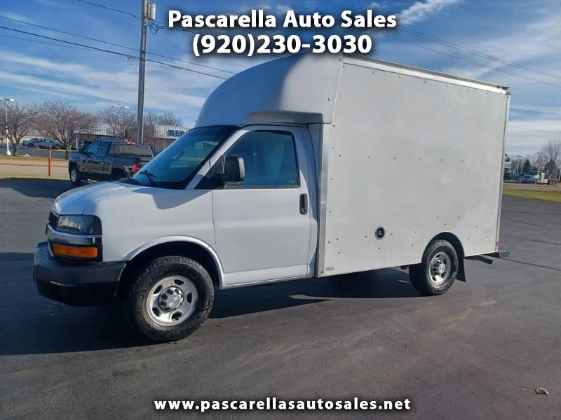 2021 Chevrolet Express 3500 Cutaway Box Truck